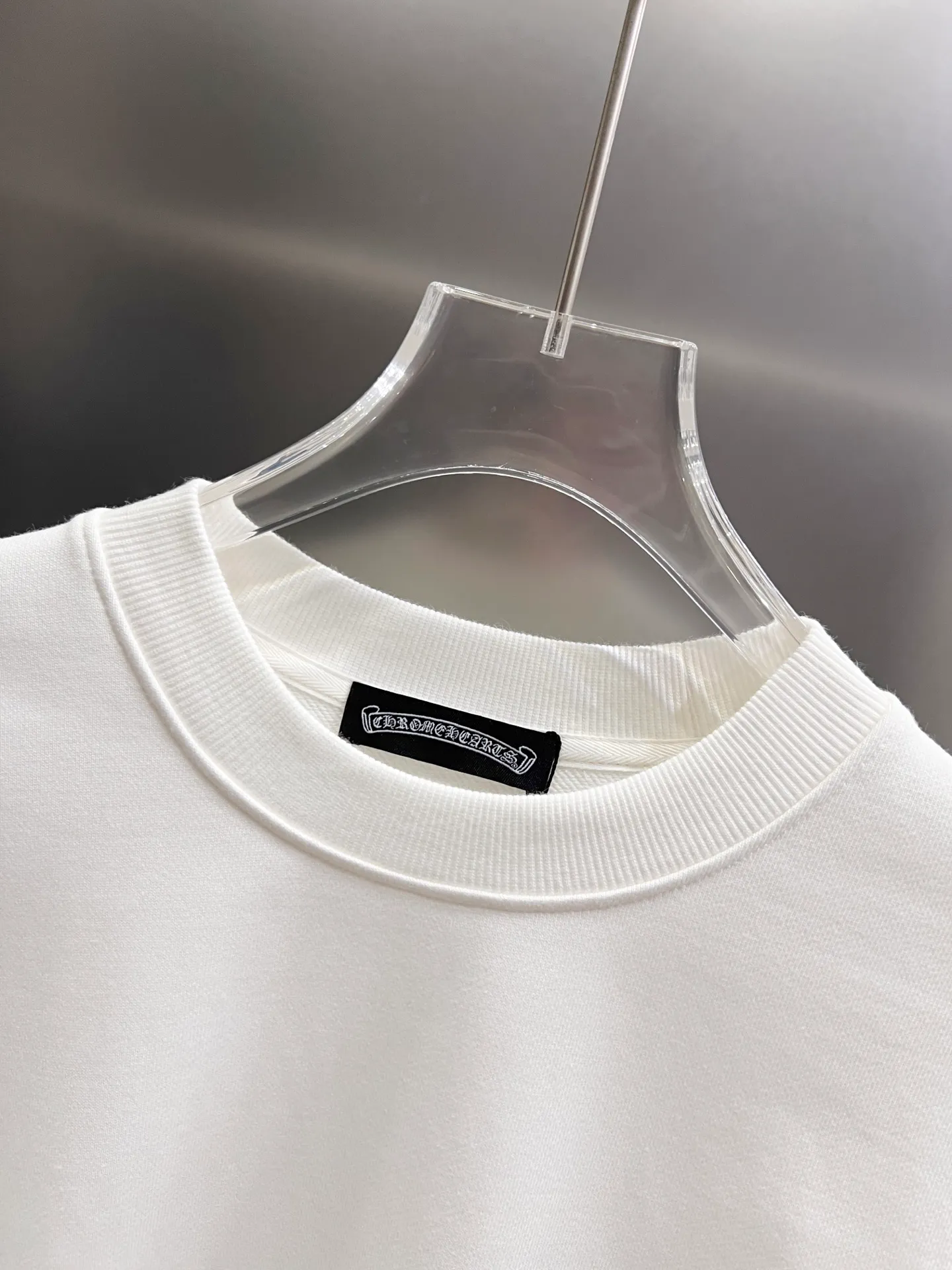 🅿️260 CH Crowe 2025 Autumn and Winter New Style Round Neck Long Sleeve Sweater Cross Middle Eastern Australian Diamond Design Craftsmanship Great in Reality🔥Same Loose Version for Men and Women Size S M L XL XXL Five Codes Black White